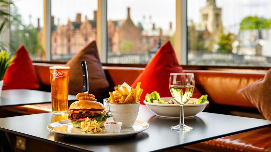 Mercure Bedford Centre Hotel Restaurant