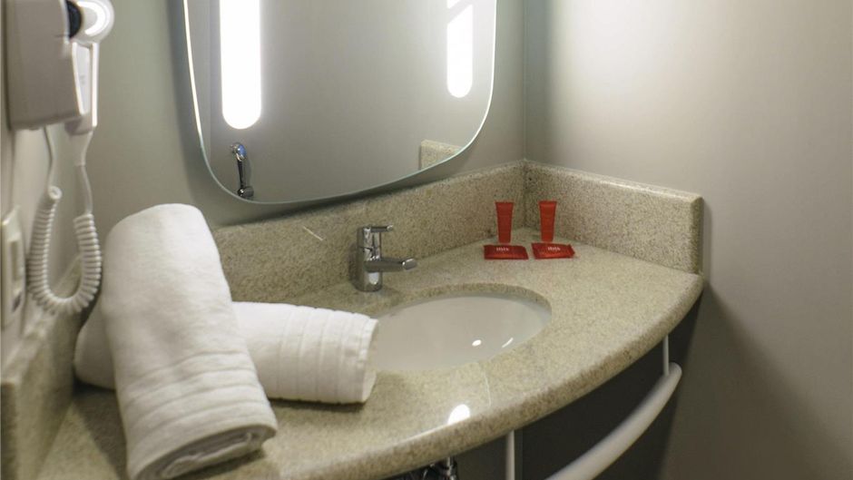 Ibis Itatiba Room