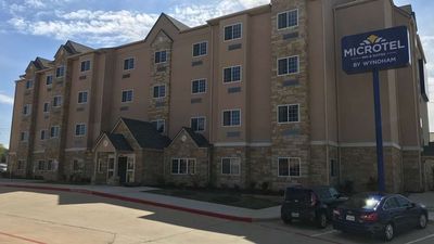 Microtel Inn & Suites College Station