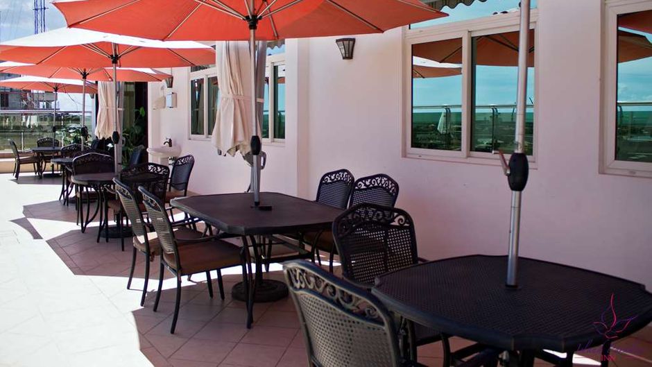 Island Paradise Inn Restaurant