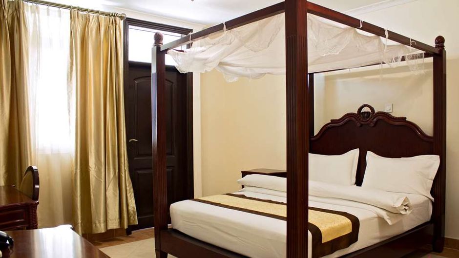 Island Paradise Inn Room