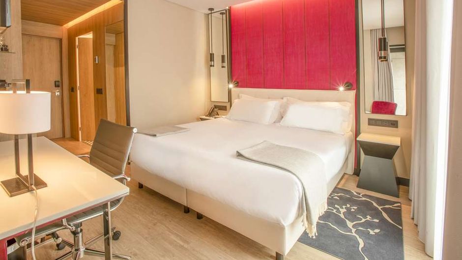 NH Porto Jardim Room