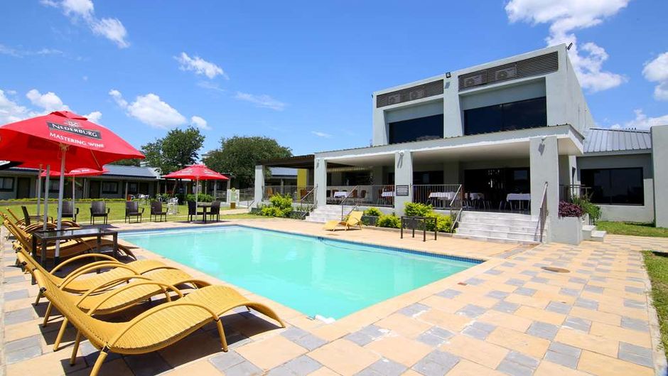 Travelodge Kasane Pool