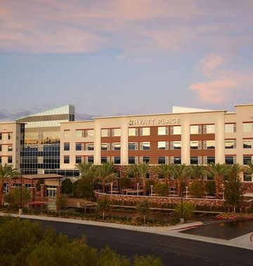 Hyatt Place Las Vegas Silverton Village