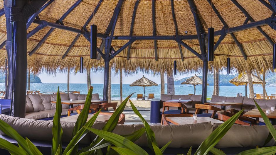 Thompson Zihuatanejo Restaurant