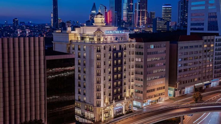 DoubleTree by Hilton Istanbul Esentepe Exterior