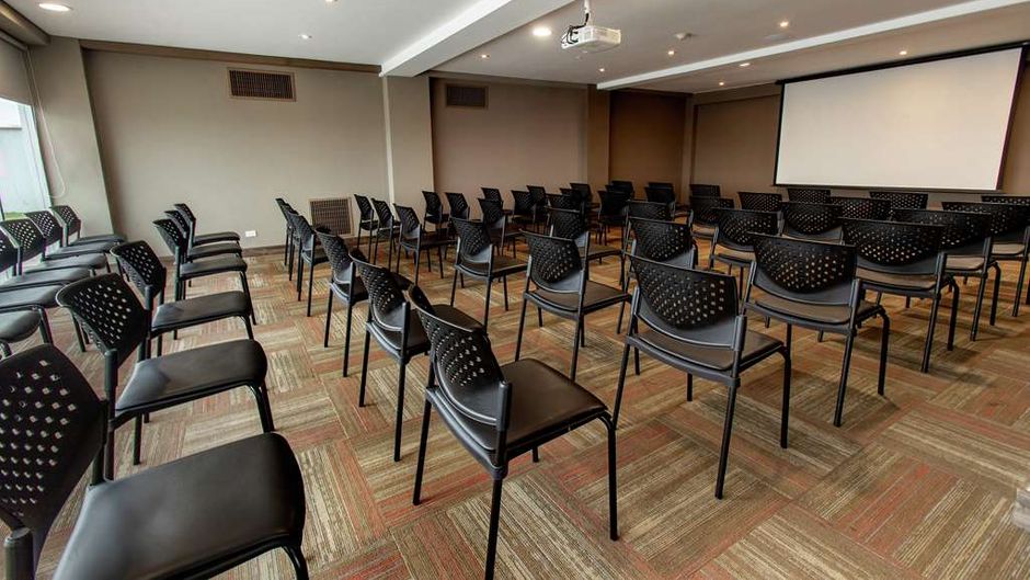 Hampton by Hilton Lima San Isidro Meeting