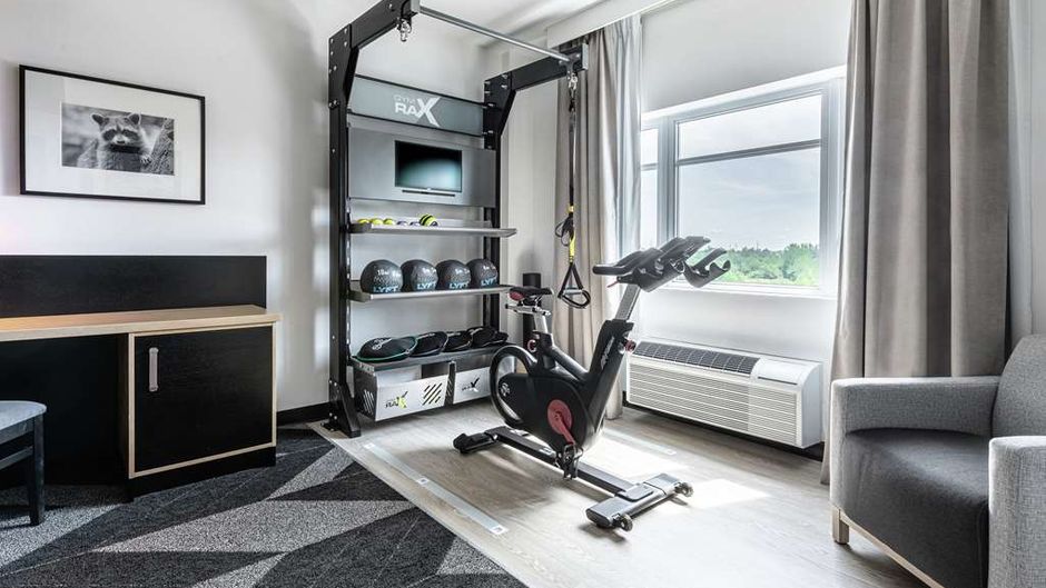 DoubleTree by Hilton Quebec Room