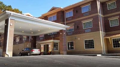 Wingate by Wyndham Elkins