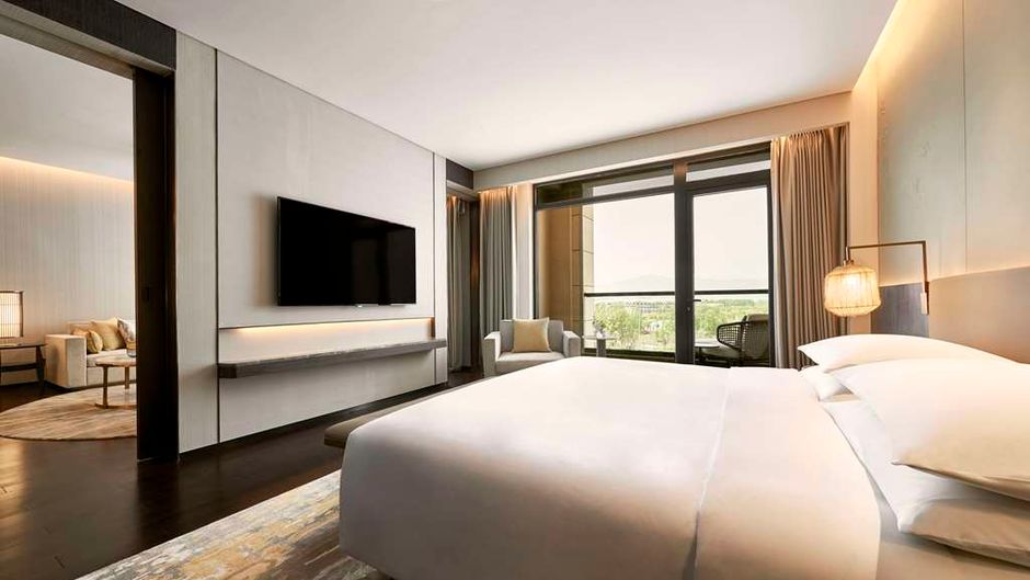 Hyatt Regency Beijing Shiyuan Suite