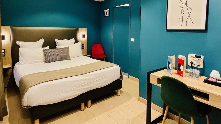 Grand Hotel Clichy Room