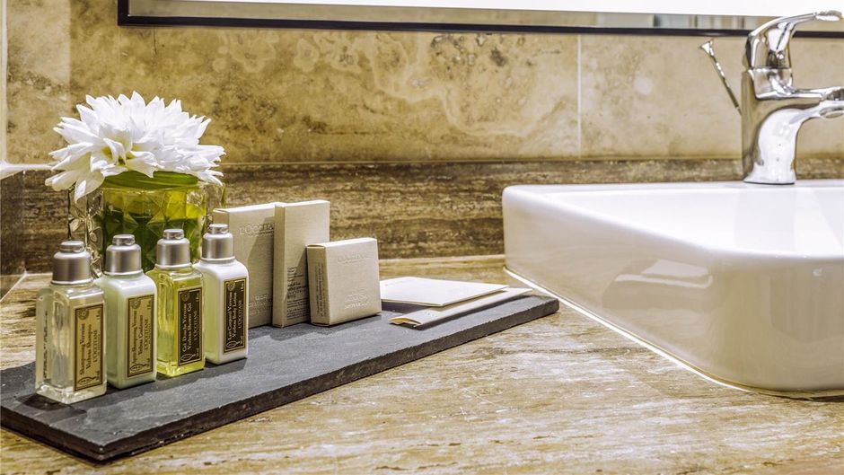 Manto Hotel Lima MGallery Suite