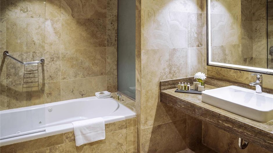 Manto Hotel Lima MGallery Suite