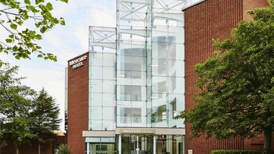 Mercure St Helens Hotel