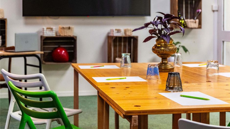 Greet Hotel Beaune Meeting