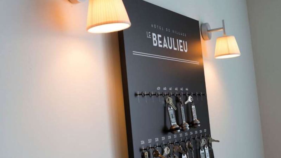 Hotel Le Beaulieu Lobby