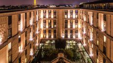 Hotel du Collectionneur Arc de Triomphe