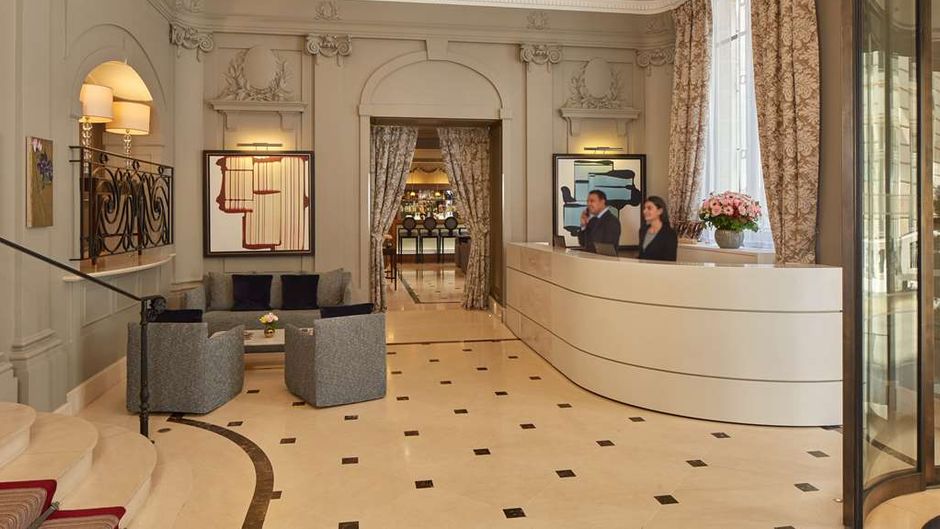 Villa Hotel Majestic Lobby
