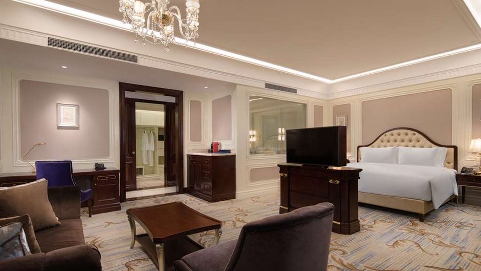 Radisson Blu Forest Manor Hongqiao Suite