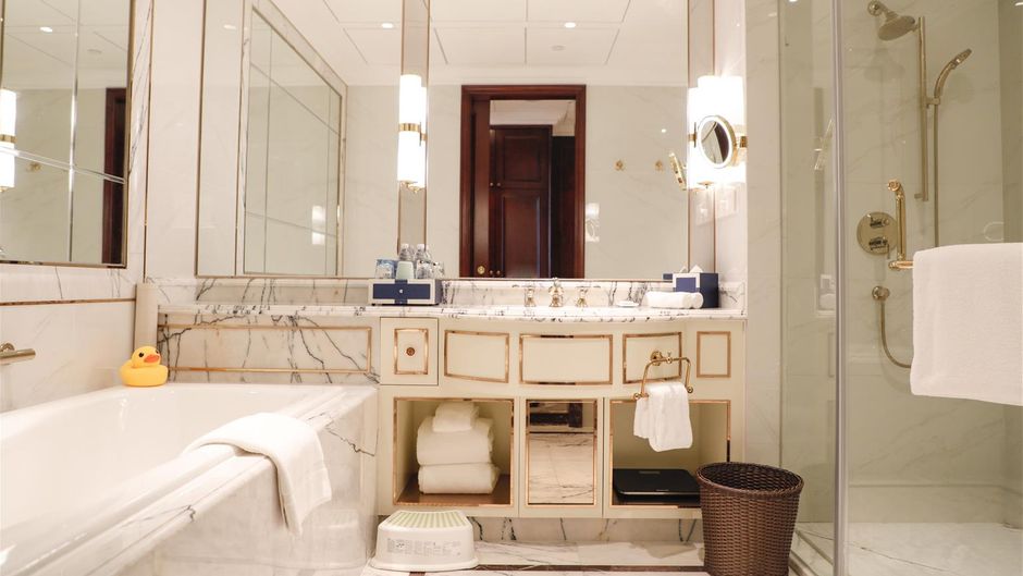 Radisson Blu Forest Manor Hongqiao Room