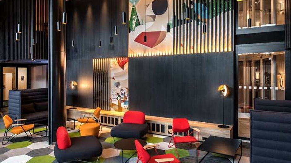Radisson Hotel Zurich Airport Lobby