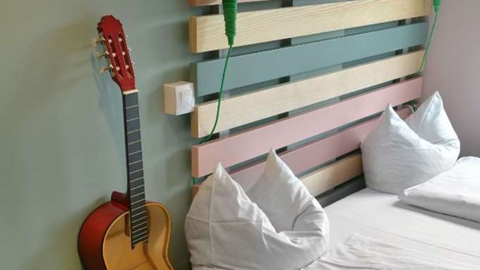 Jurine Hotel Room