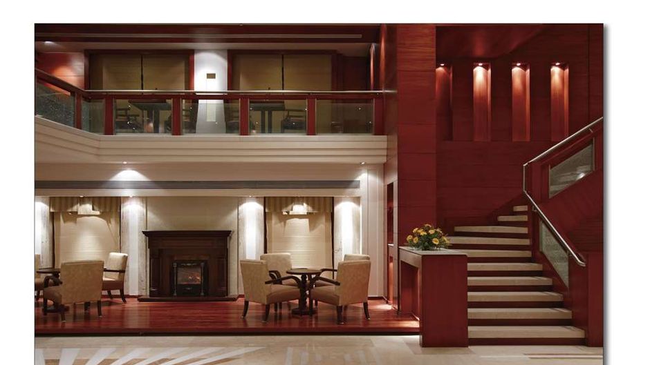 Best Western Plus Indore Lobby