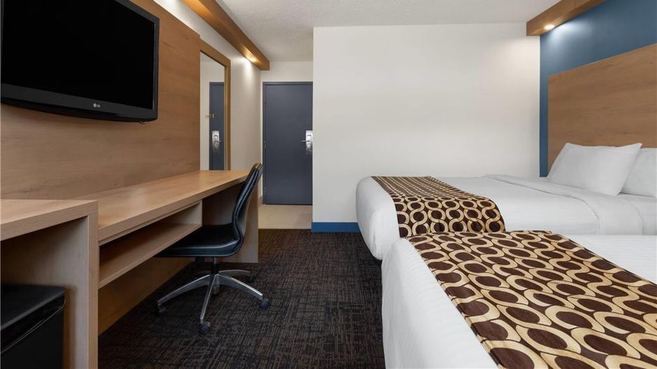 Travelodge by Wyndham Blairmore Room