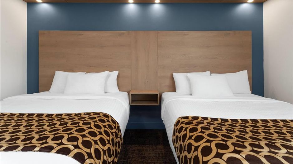 Travelodge by Wyndham Blairmore Room