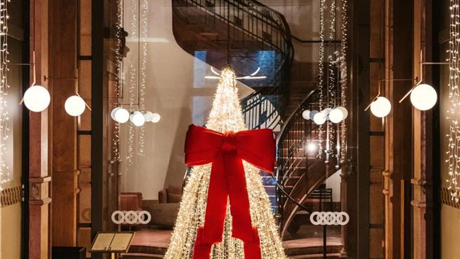 Umbral, Curio Collection by Hilton Lobby