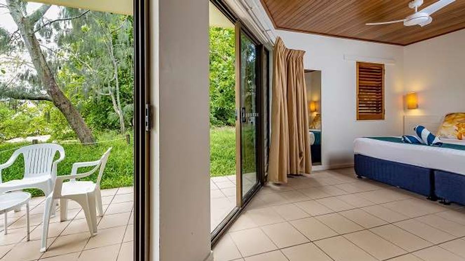 Heron Island Resort Beach