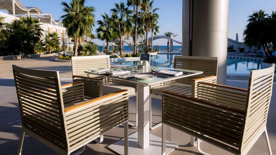 Radisson Beach Resort Larnaca Restaurant