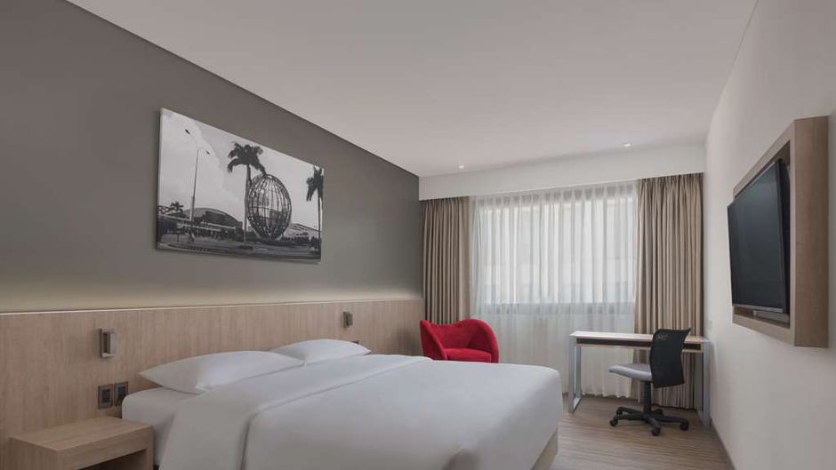 Park Inn By Radisson North EDSA Room