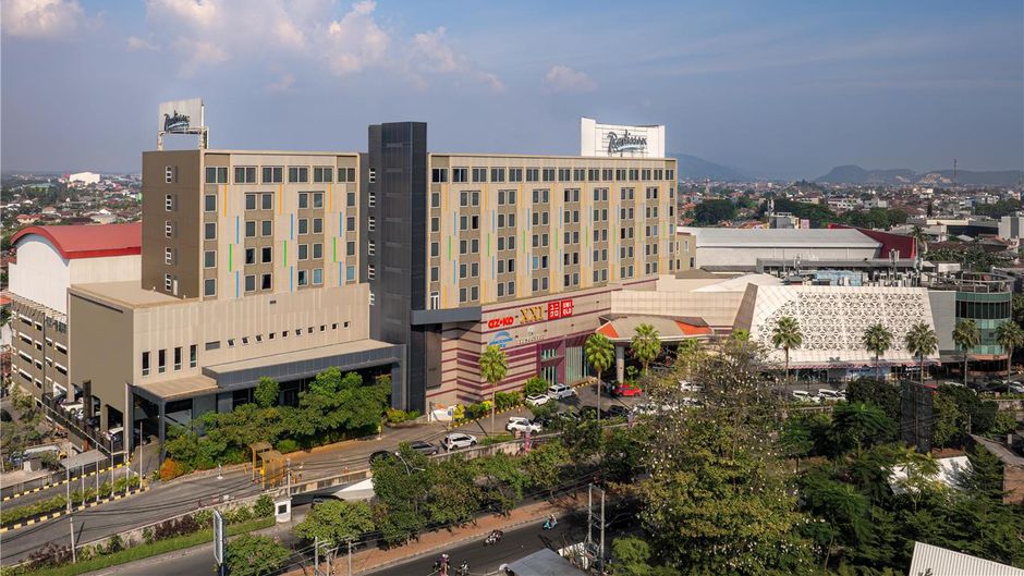 Radisson Lampung Kedaton Exterior