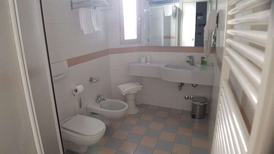 Hotel Terme Castel San Pietro Suite