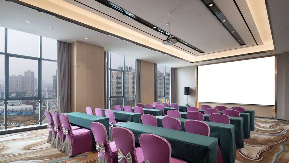 Ramada by Wyndham Wuhan North Meeting