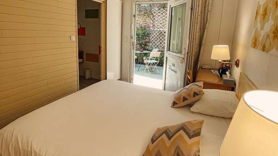 Garden Hotel Room