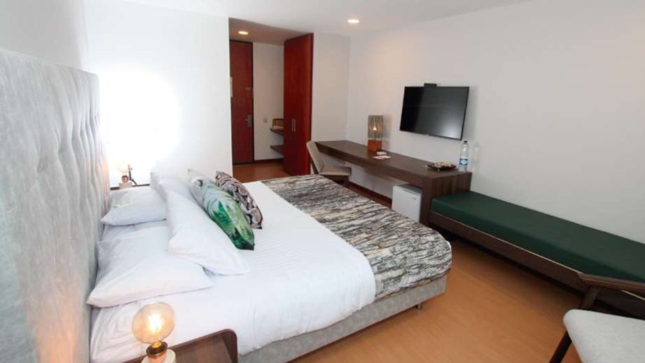 Hotel Factory Green Room