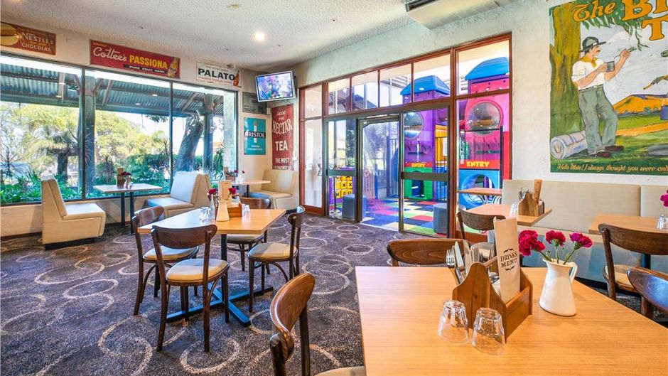 Nightcap at Wanneroo Tavern Restaurant