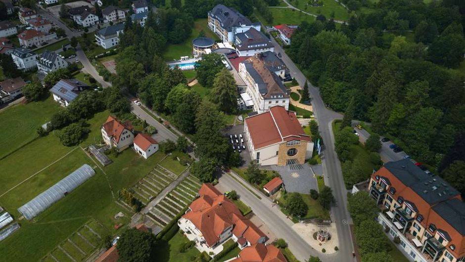 Steigenberger Hotel Der Sonnenhof Exterior