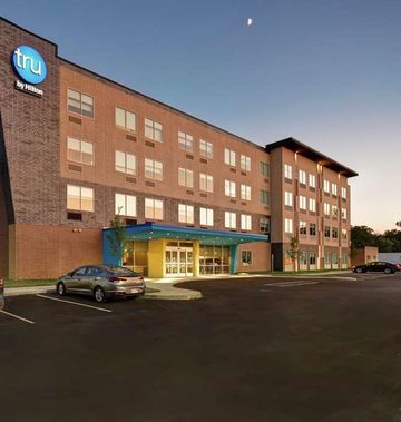 Tru by Hilton Cincinnati Airport