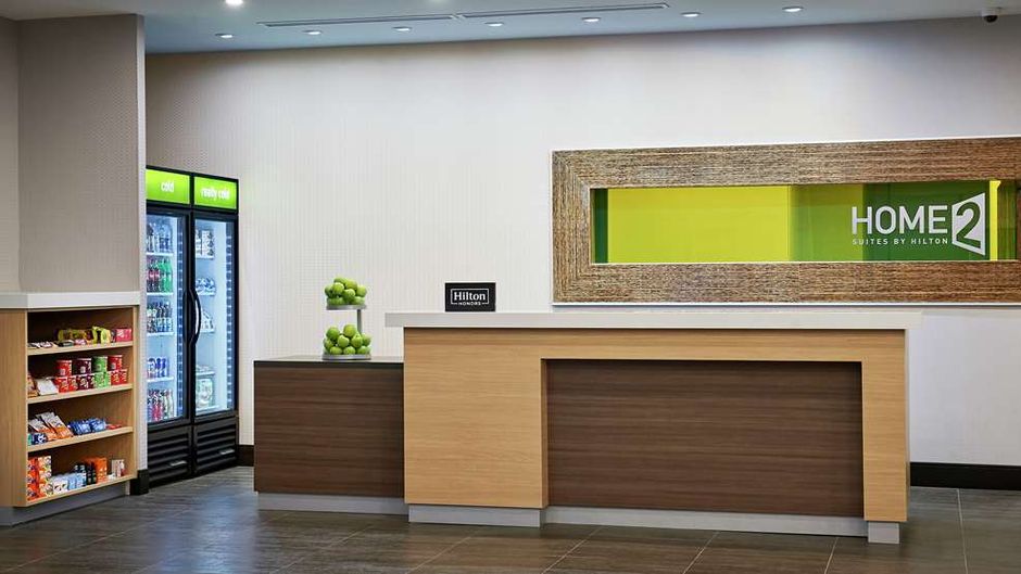 Home2 Suites by Hilton Brantford Lobby