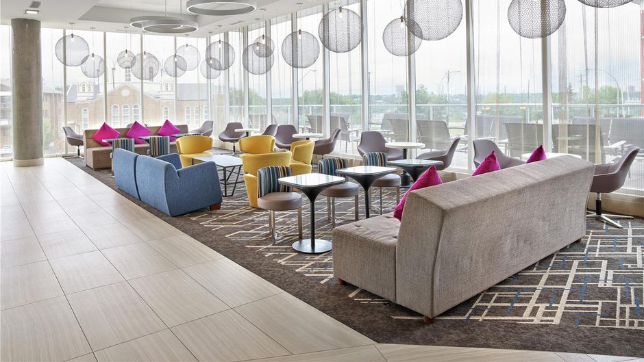 DoubleTree by Hilton Edmonton Downtown Lobby