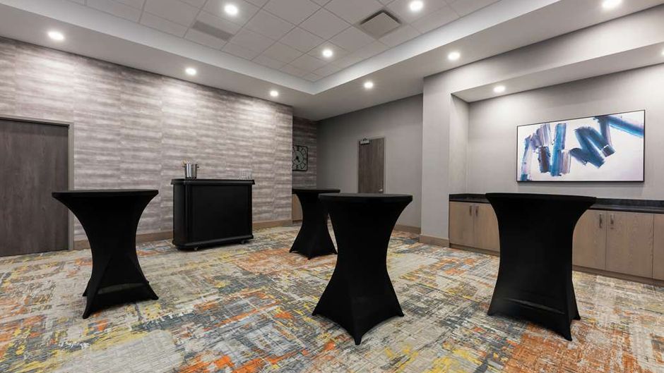 Hampton Inn & Suites Charlottetown Meeting
