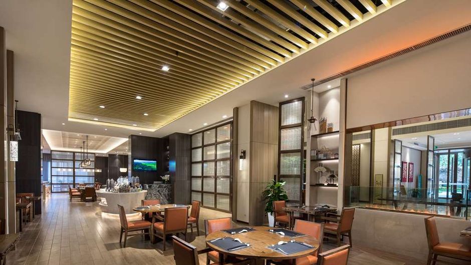 Ramada by Wyndham Baoji Jintai Restaurant
