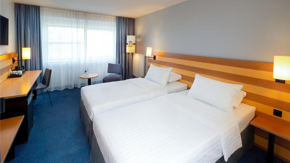 IntercityHotel Frankfurt Airport Room
