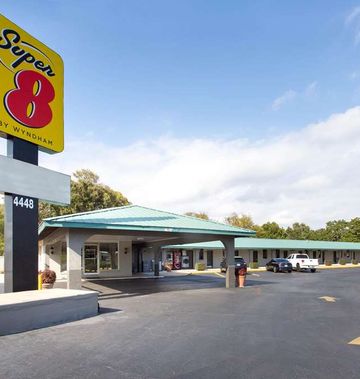 Super 8 by Wyndham Pensacola West