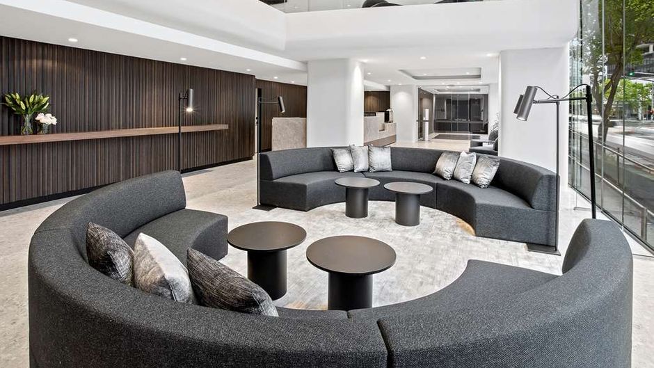 Adina Apartment Hotel Melbourne Lobby