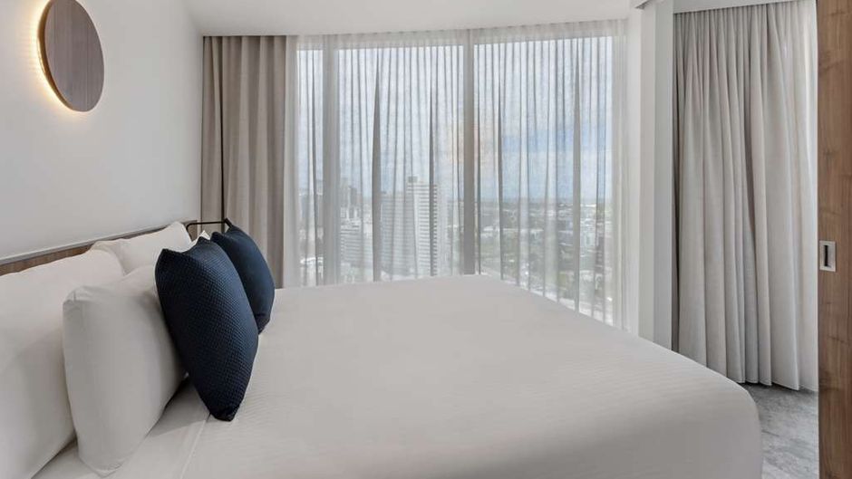 Adina Apartment Hotel Melbourne Room