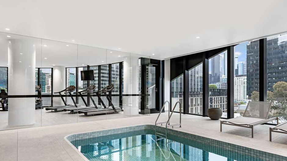 Adina Apartment Hotel Melbourne Pool